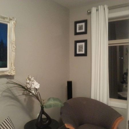 Pinnacle Inn & Suites Aspen Calgary Bagian luar foto
