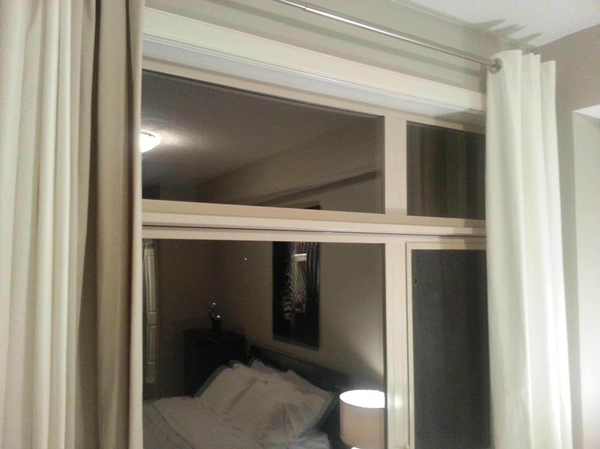 Pinnacle Inn & Suites Aspen Calgary Bagian luar foto